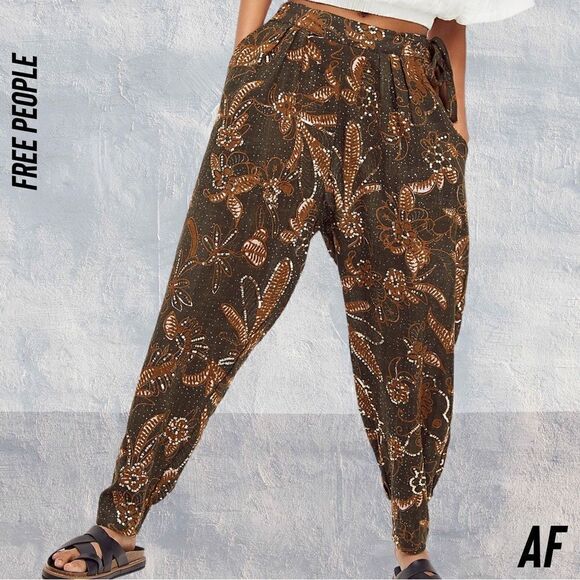 FREE PEOPLE TRAVEL BATIK PANTS NEW SIZE SMALL - Picture 3 of 6